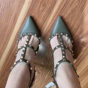 Valentino Garavani heels in a dark military green. Beautiful statement piece